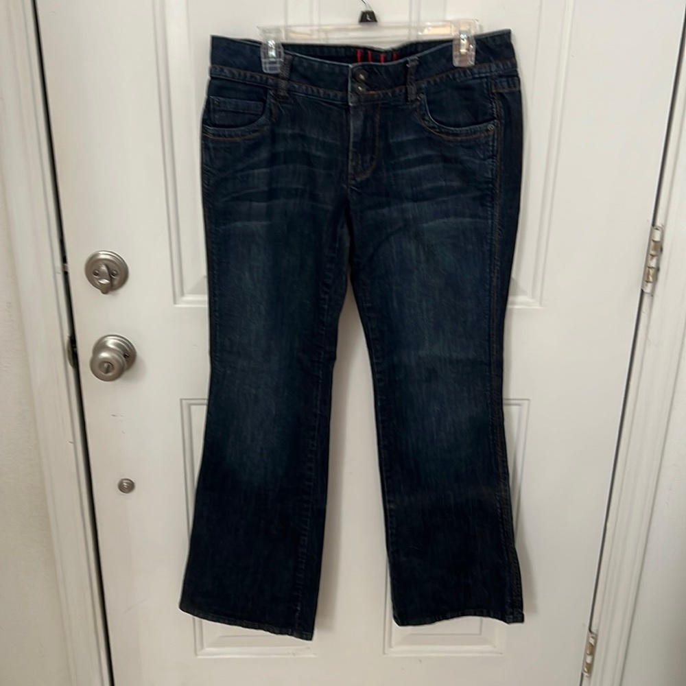 Elle jeans , sz 10 Regular, new condition. Blue